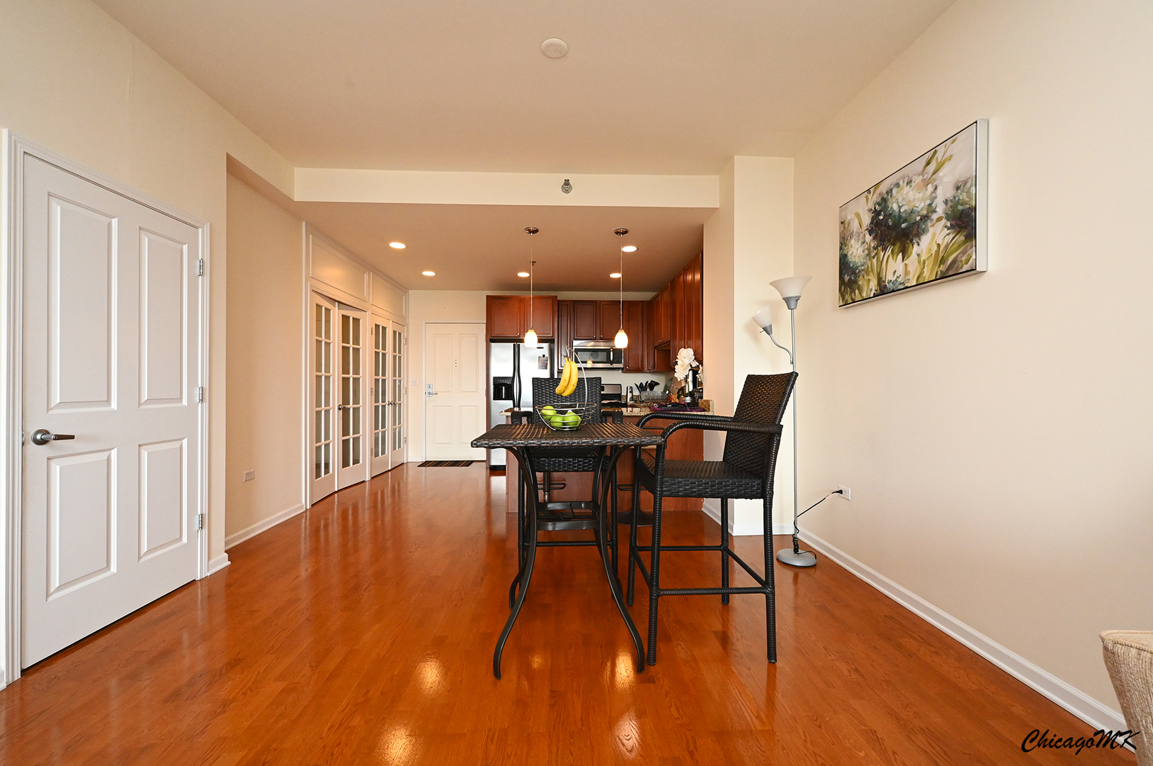 828 W Grace Street 1410