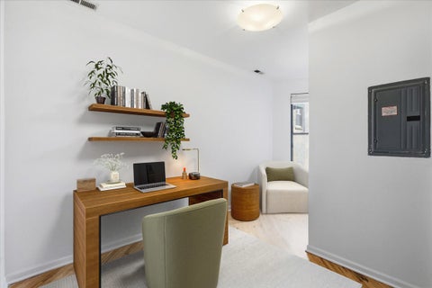 Tiny photo for 1627 W Columbia Avenue #1E, Chicago, IL 60626 (MLS # 12749647)