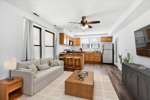 Tiny photo for 1627 W Columbia Avenue #1E, Chicago, IL 60626 (MLS # 12749647)
