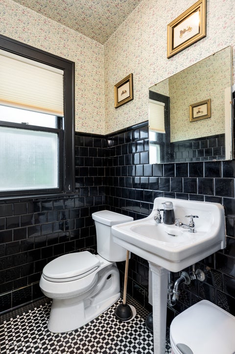 Tiny photo for 5811 N Christiana Avenue, Chicago, IL 60659 (MLS # 12699144)