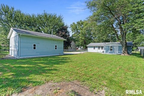 Tiny photo for 3914 15th Street B, Moline, IL 61265 (MLS # QC4266730)