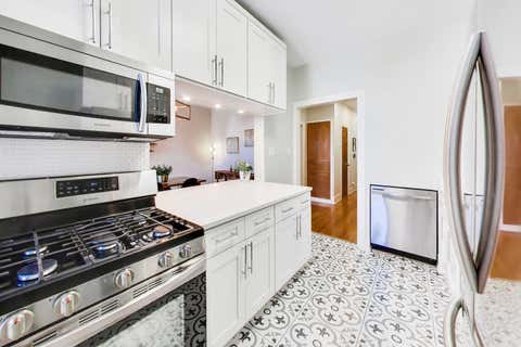 Tiny photo for 5251 N Winthrop Avenue #2, Chicago, IL 60640 (MLS # 12684249)