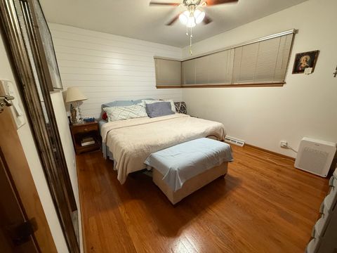 Tiny photo for 410 E Garwood Avenue, Mount Prospect, IL 60056 (MLS # 12500657)