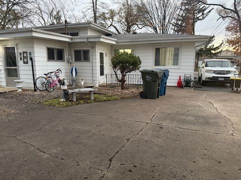 Tiny photo for 410 E Garwood Avenue, Mount Prospect, IL 60056 (MLS # 12500657)