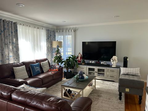 Tiny photo for 410 E Garwood Avenue, Mount Prospect, IL 60056 (MLS # 12500657)