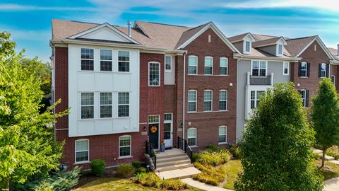 Tiny photo for 804 Paisley Court, Naperville, IL 60540 (MLS # 12479512)