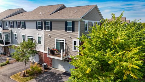 Tiny photo for 804 Paisley Court, Naperville, IL 60540 (MLS # 12479512)