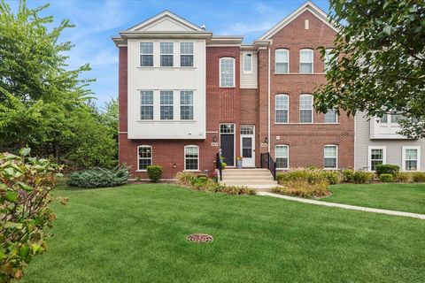 Photo of 804 Paisley Court, Naperville, IL 60540 (MLS # 12479512)