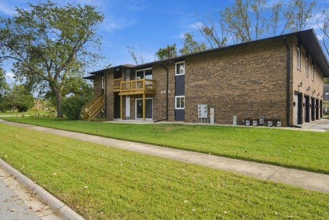 Tiny photo for 19401 Oakwood Avenue #A, Country Club Hills, IL 60478 (MLS # 12785311)