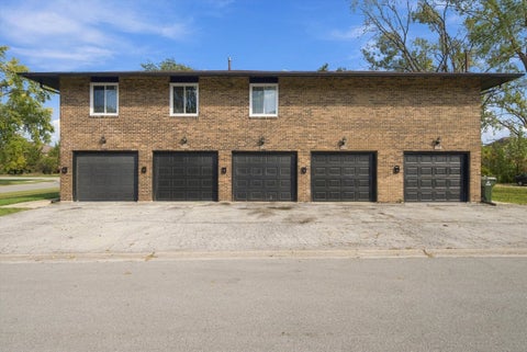 Tiny photo for 19401 Oakwood Avenue #A, Country Club Hills, IL 60478 (MLS # 12785311)