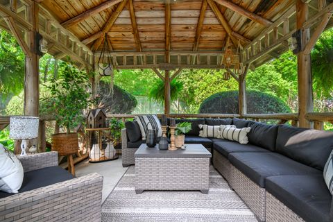 Tiny photo for 205 Scott Avenue, Winnetka, IL 60093 (MLS # 12503772)