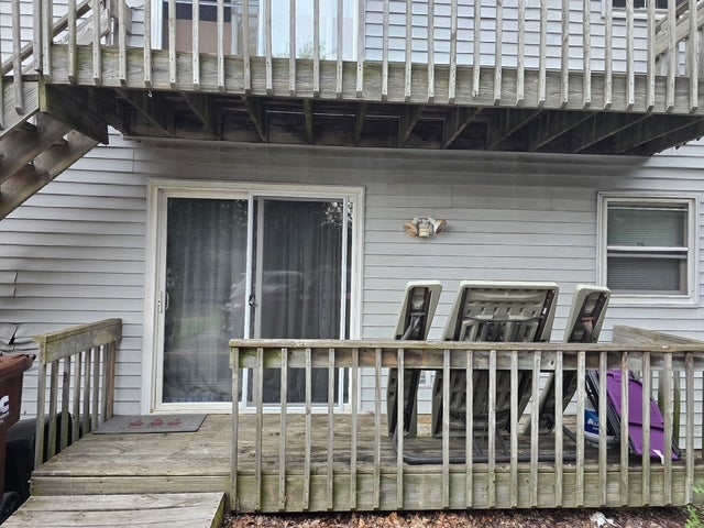 489 Eisenhower Street