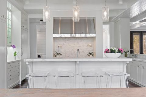 Tiny photo for 800 Glenview Road, Glenview, IL 60025 (MLS # 12615725)