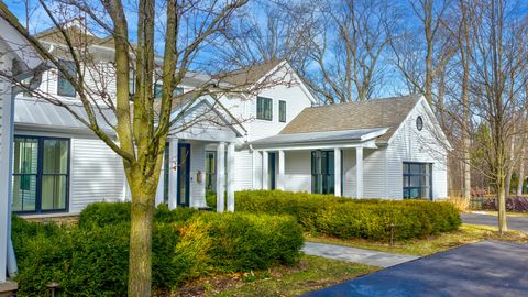 Tiny photo for 800 Glenview Road, Glenview, IL 60025 (MLS # 12615725)