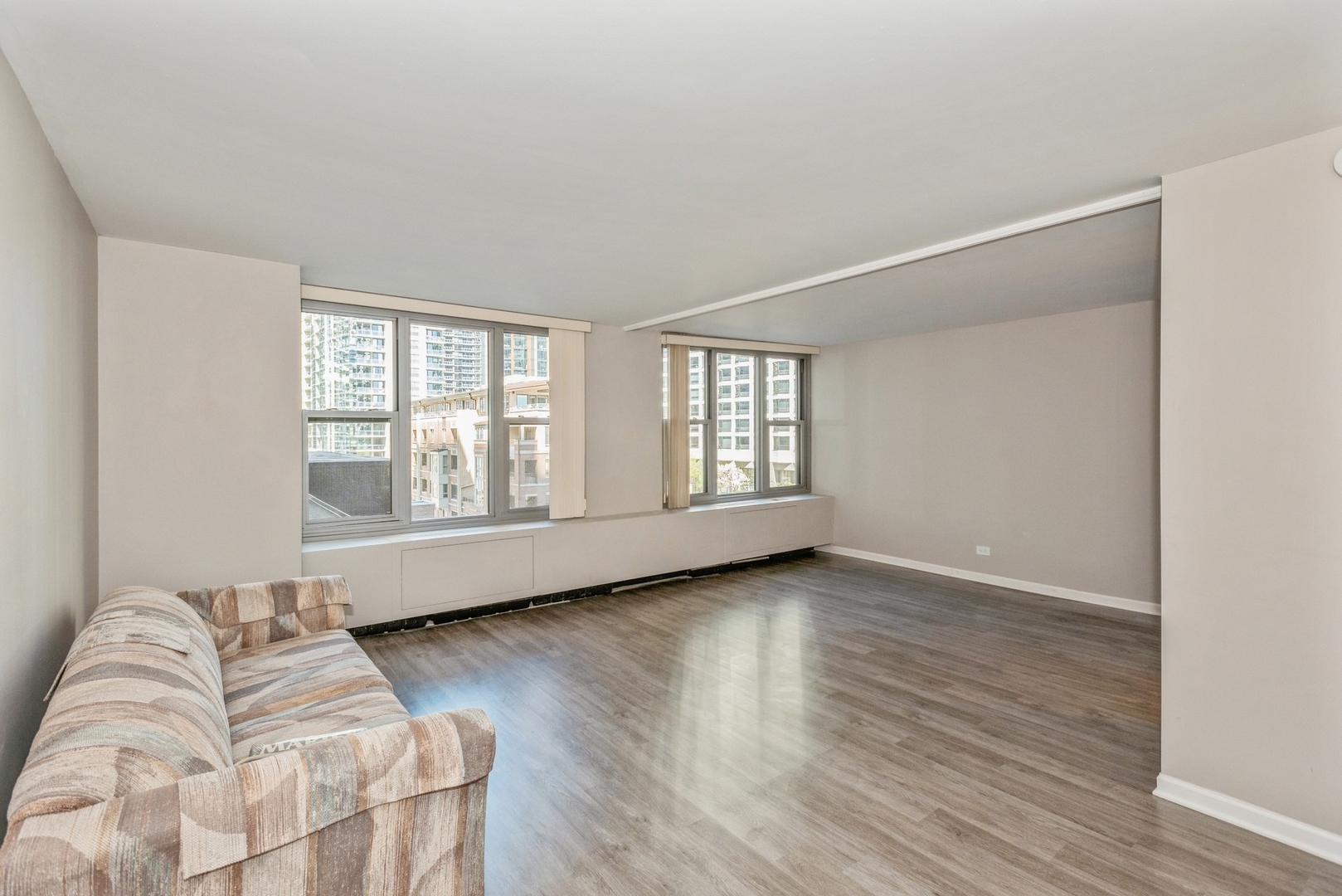 400 E Randolph Street 802