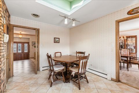 Tiny photo for 10441 Long Avenue, Oak Lawn, IL 60453 (MLS # 12566311)