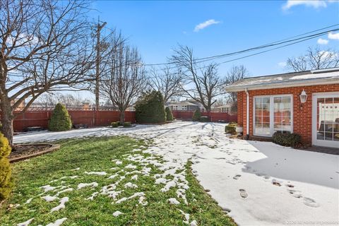 Tiny photo for 10441 Long Avenue, Oak Lawn, IL 60453 (MLS # 12566311)