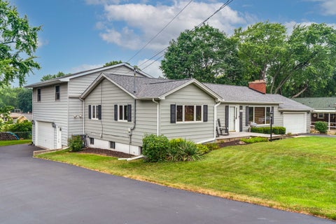Tiny photo for 214 Millard Avenue, Fox River Grove, IL 60021 (MLS # 12715868)