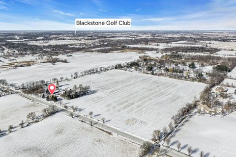 Tiny photo for 15218 Harmony Road, Huntley, IL 60142 (MLS # 12550790)