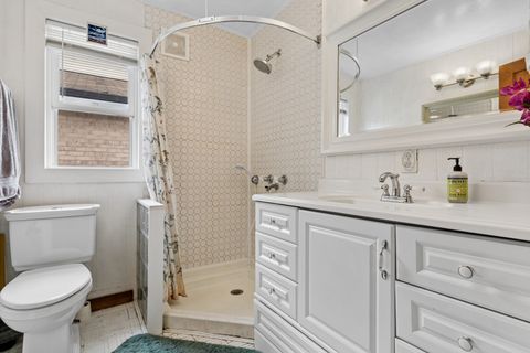 Tiny photo for 500 W 42nd Street, Chicago, IL 60609 (MLS # 12630912)