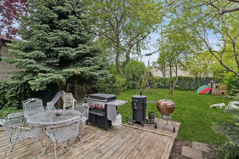 Tiny photo for 500 W 42nd Street, Chicago, IL 60609 (MLS # 12630912)