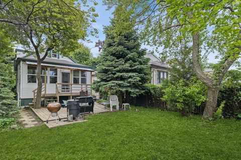 Tiny photo for 500 W 42nd Street, Chicago, IL 60609 (MLS # 12630912)