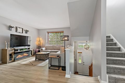 Tiny photo for 3339 Cameron Drive, Elgin, IL 60124 (MLS # 12637292)