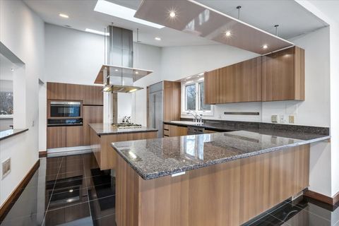 Tiny photo for 5 Bridle Lane, Bannockburn, IL 60015 (MLS # 12579464)