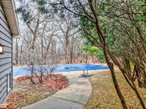 Tiny photo for 1631 Timber Lane, Ottawa, IL 61350 (MLS # 12592526)