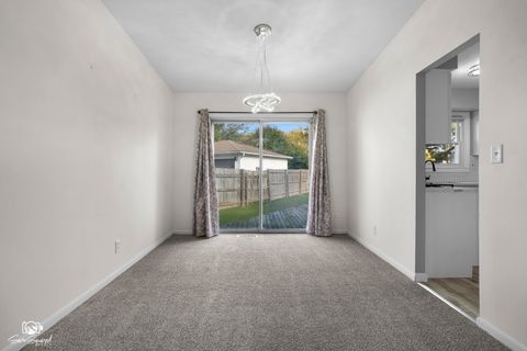 Tiny photo for 118 Camelot Way, Bolingbrook, IL 60440 (MLS # 12511760)