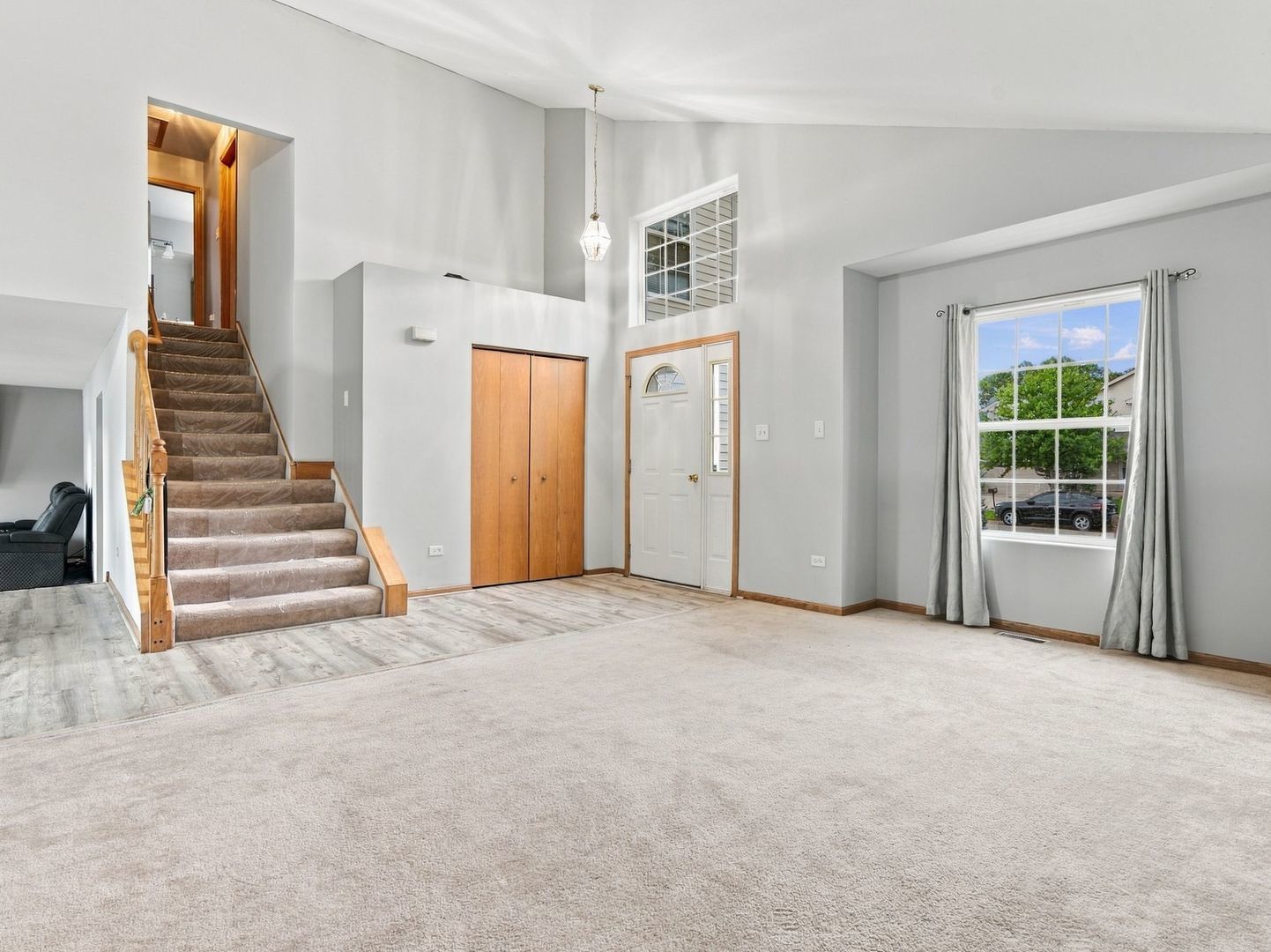 1301 Idabright Drive