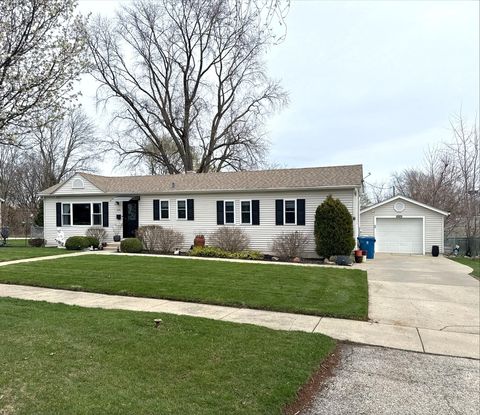121 N Marion Avenue Bartlett IL 60103