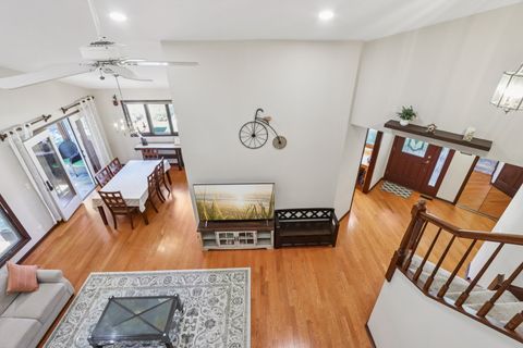 Tiny photo for 1698 Pebble Beach Drive, Hoffman Estates, IL 60169 (MLS # 12492546)