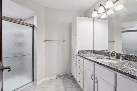 Tiny photo for 1698 Pebble Beach Drive, Hoffman Estates, IL 60169 (MLS # 12492546)