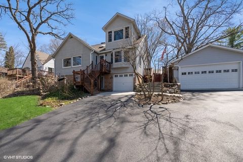 3224 E Lake Shore Drive Wonder Lake IL 60097