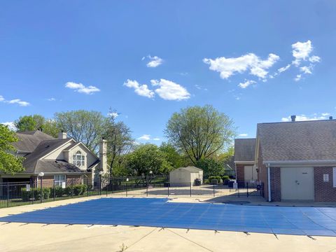 Tiny photo for 30W015 Juniper Court #30W015, Warrenville, IL 60555 (MLS # 12502379)