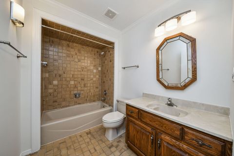 Tiny photo for 825 Biltmore Court, Naperville, IL 60563 (MLS # 12469650)