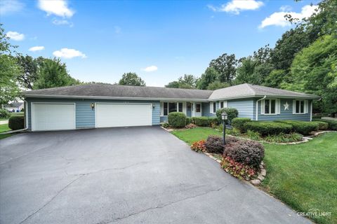 105 E Oak Knoll Drive Hinckley IL 60520