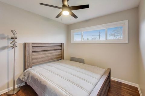 Tiny photo for 540 Newark Lane, Hoffman Estates, IL 60169 (MLS # 12524743)