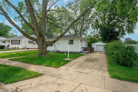 Tiny photo for 1450 Winter Drive, Freeport, IL 61032 (MLS # 12536054)
