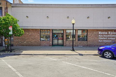 6233 W Cermak Road Berwyn IL 60402