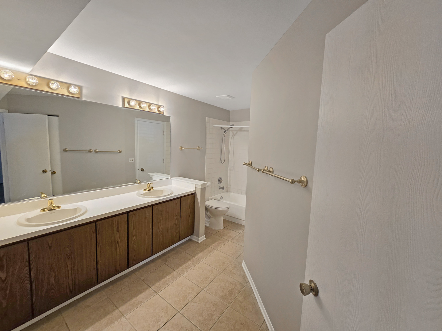 1349 Ridgefield Circle 1349