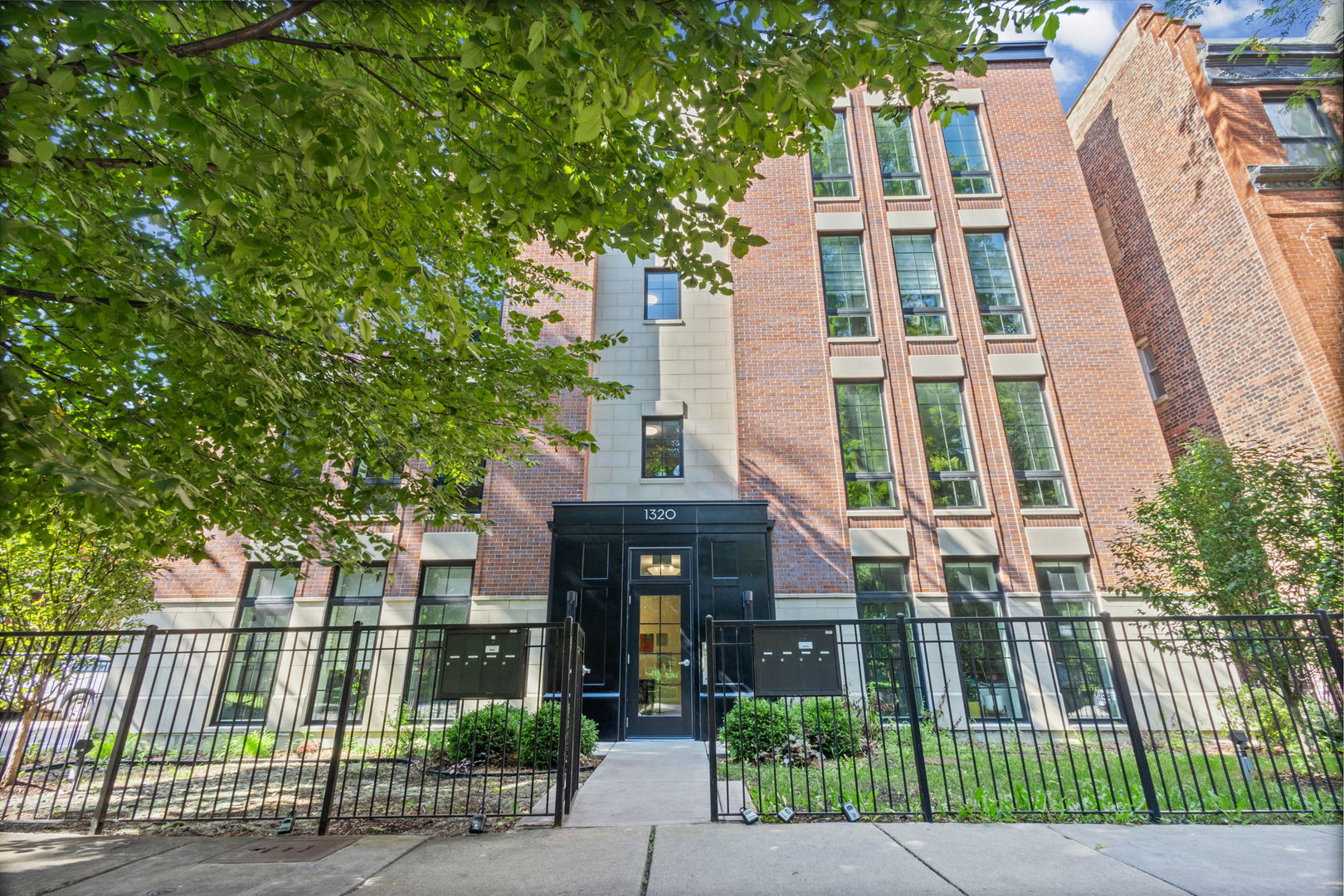 1320 W Lexington Street 2W