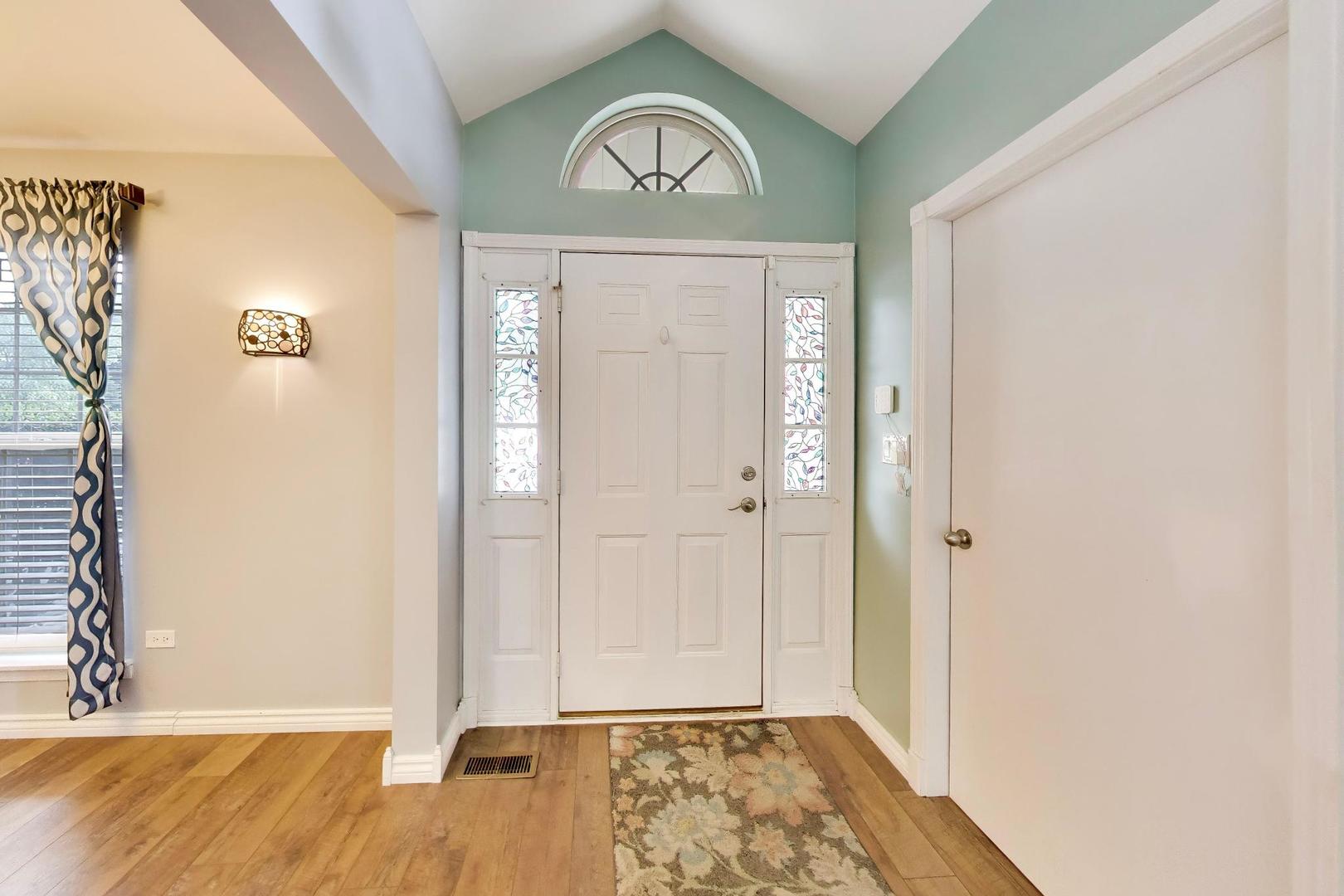 317 E Tall Oaks Lane