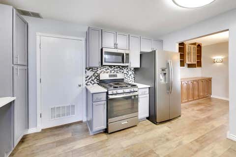 Tiny photo for 317 E Tall Oaks Lane, Itasca, IL 60143 (MLS # 12743252)