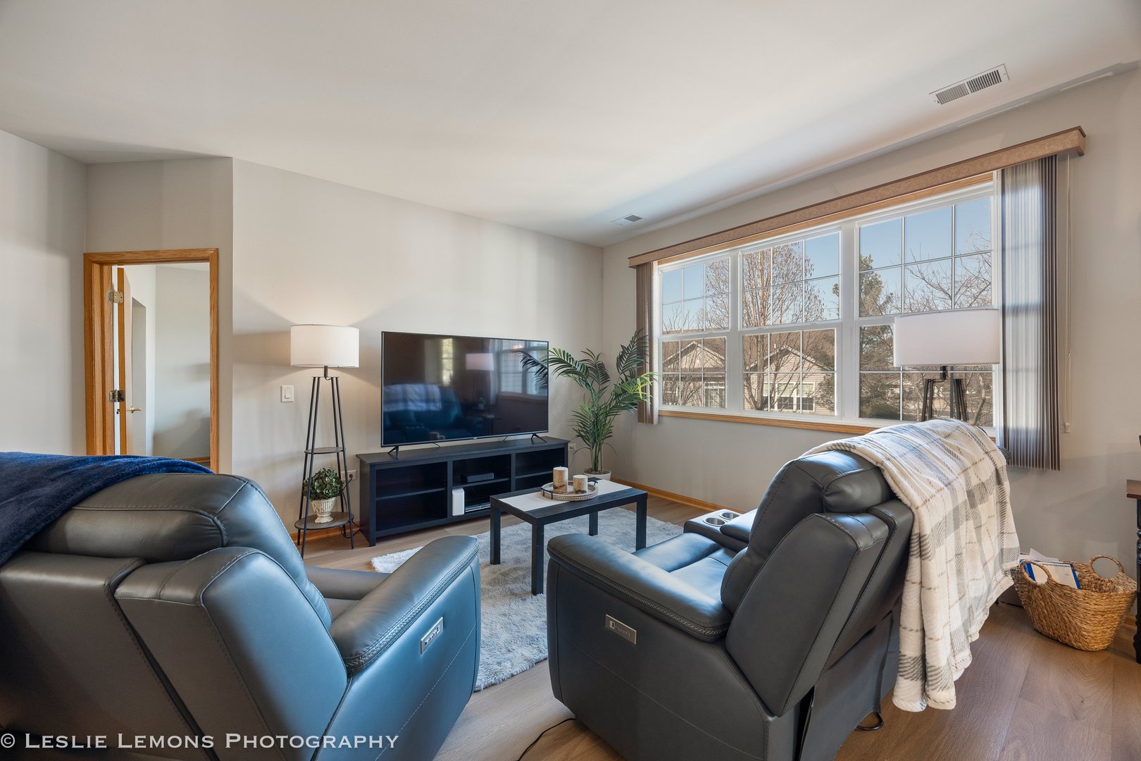 17030 Roosevelt Avenue