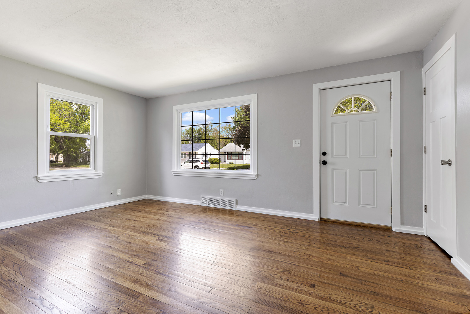 3107 BARRINGTON Place