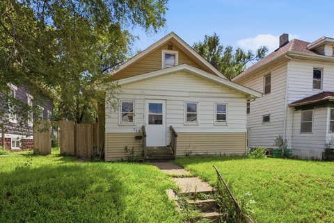 Photo of 920 14th Avenue, Rock Island, IL 61201 (MLS # 12734951)