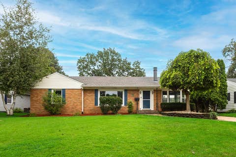 Photo of 3206 35th Avenue, Rock Island, IL 61201 (MLS # 12734640)
