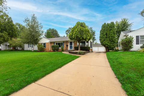 Tiny photo for 3206 35th Avenue, Rock Island, IL 61201 (MLS # 12734640)